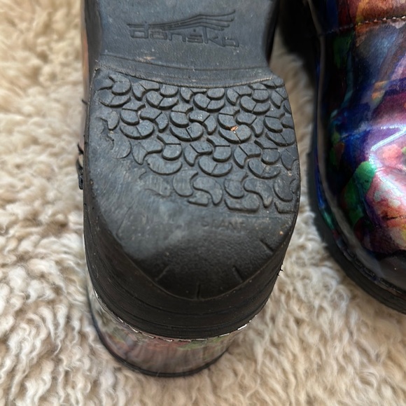 Dansko Clogs - Picture 4 of 6